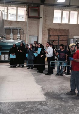 بازدید دانشجویان دانشگاه شهید بهشتی از پروسه آنالیزها در آزمایشگاه زرآزما
